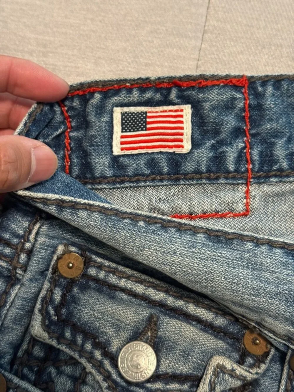 True Religion Mens Ricky Giant Big T Jeans Distressed Light Wash Denim SZ 33